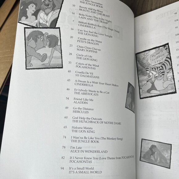 Disney Big-Note Collection: 40 Hits Arranged for Big-Note Piano Hal Leonard - Picture 5 of 6